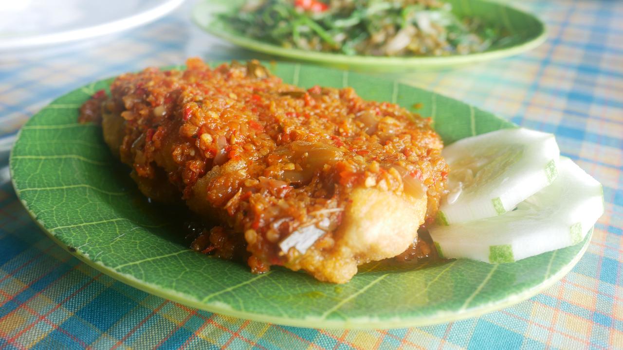 Indonesian food raja ampat