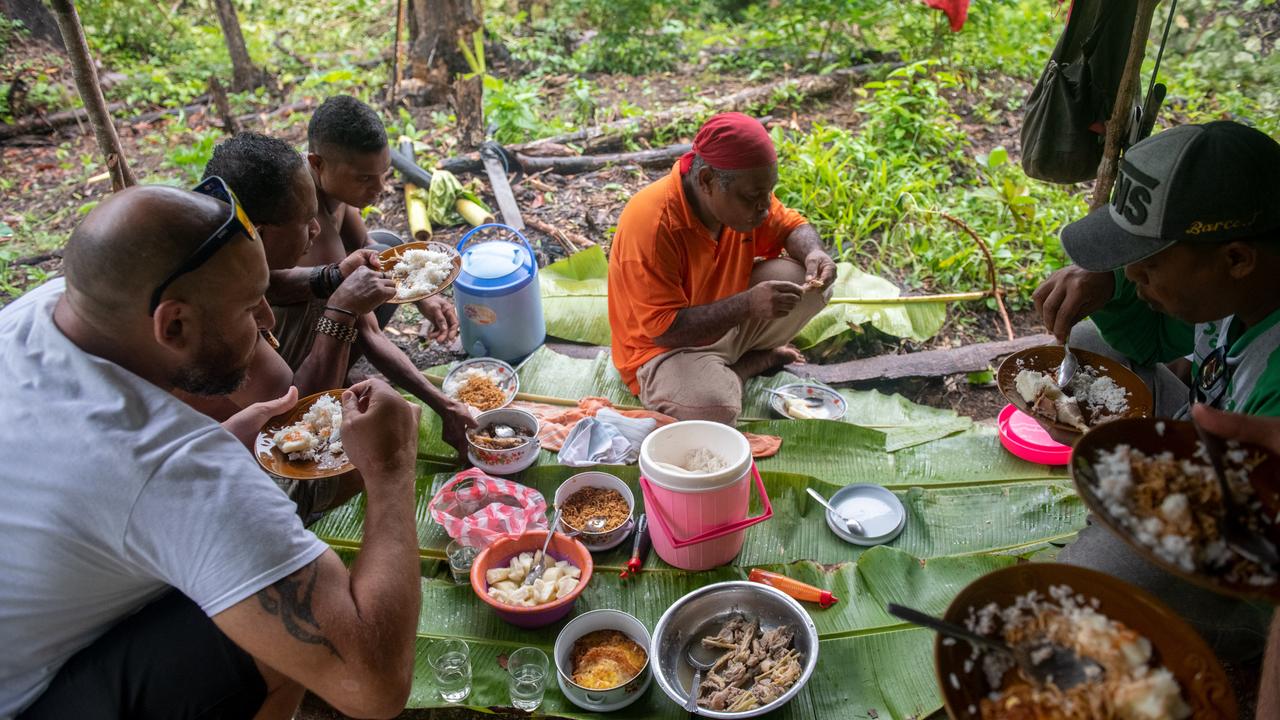 Shared dining Indonesian food