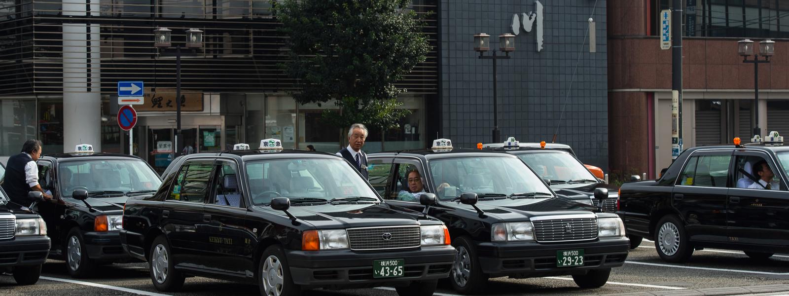 a rank of taxi's in Osaka